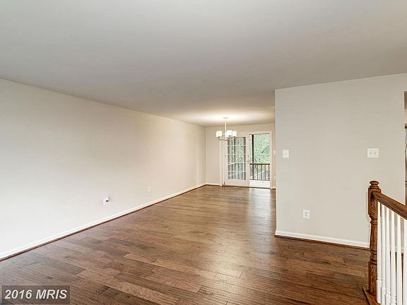 3rd image of 7930 Freehollow Dr