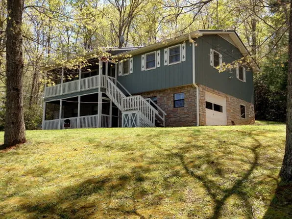 272 Brandon Ln, Otto, NC 28763