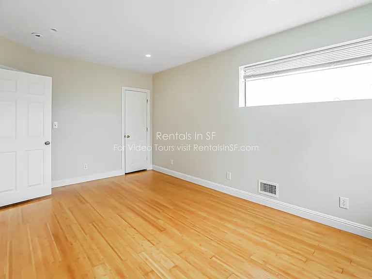 540 Griffith St — Photo 9