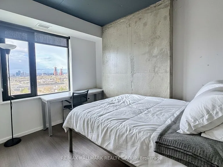 105 Champagne Ave S #1706 — Photo 12