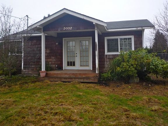 Originally built in 1920, this darling little bungalow was totally rebuilt in 2004. 380 sq. ft. of living space on a 7,560 sq. ft. corner lot! Park an RV on the property and double your living space!! Cute as a button and move-in-ready.