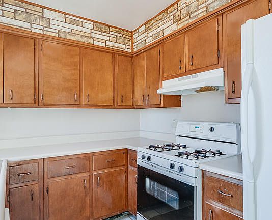 5th image of 5704 Salem Dr