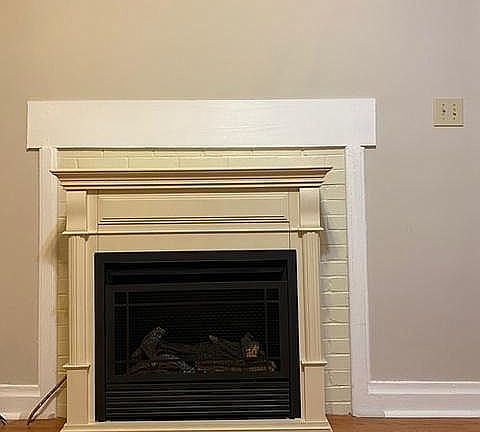 LR  Fire place