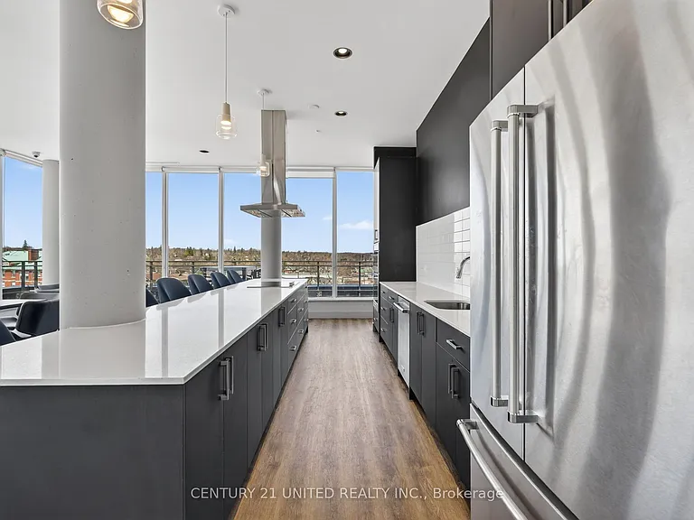 475 George St N #416 — Photo 13
