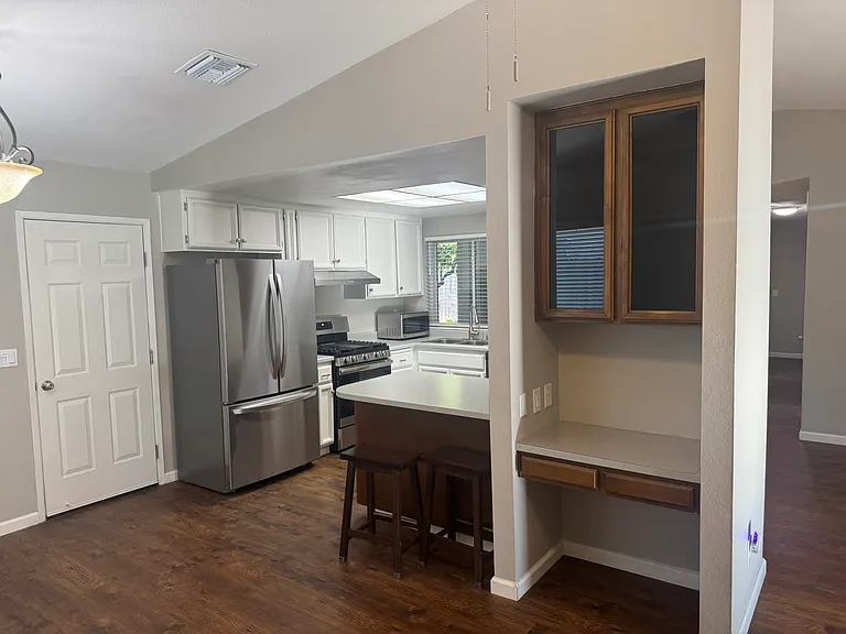 310 Florene Ct — Photo 11
