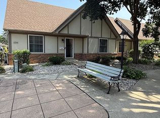 1774 Willow Circle Dr, Crest Hill, IL 60403