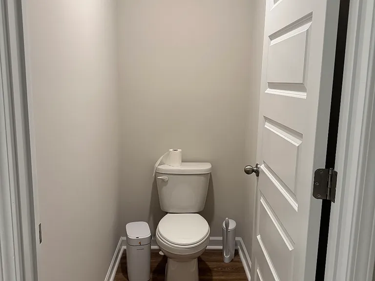 272 Abbott Rd — Photo 24