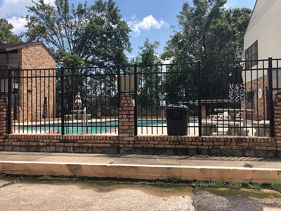 2nd image of 700 Levron St APT 1C