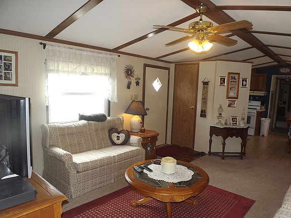 4th image of 4 Arbor Ave