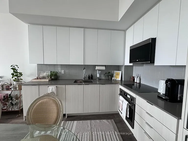 2481 Taunton Rd #308 — Photo 12
