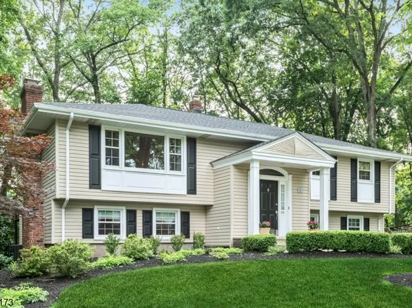 715 Timberline Dr, Wyckoff Twp., NJ 07481