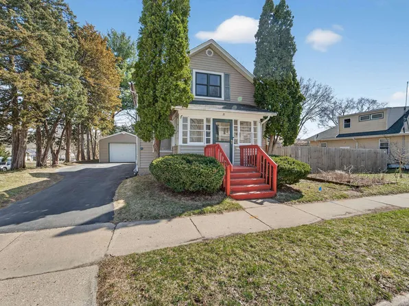 21 Powers Ave, Madison, WI 53714
