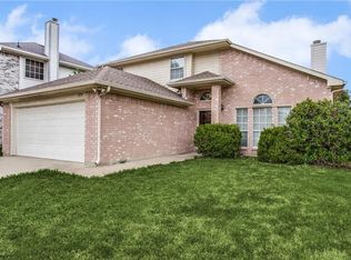 3156 Windermere Ln, Grand Prairie, TX 75052