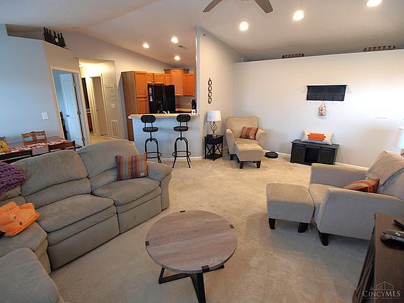 4th image of 7609 Skyview Cir