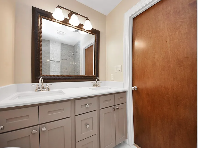 5326 Heatherbrook Dr — Photo 32