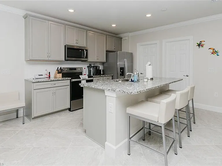 6189 Harmony Dr — Photo 15