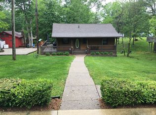 6880 Sunset Dr, Nineveh, IN 46164