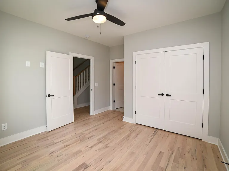 622B Benton Ave — Photo 9