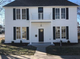 517 S Main St, Mount Vernon, MO 65712