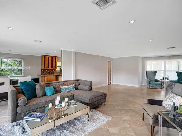 2849 NE 14th Ave, Fort Lauderdale, FL 33334