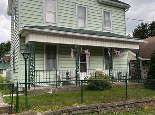 6 Cherry St, Ashland, PA 17921