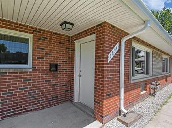 3892-98 Brittany Cir #3894