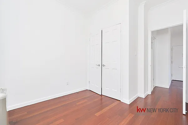 Rented by Keller Williams NYC | media 20