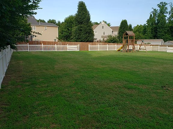 2nd image of 7460 Mook Ct