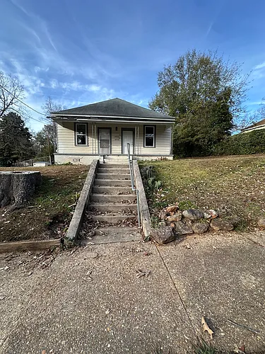 16 Wilson St Photo 1