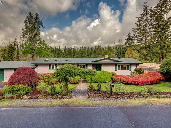 3rd image of 101 Lakeshore Dr