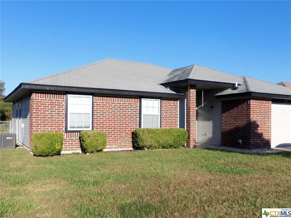1st image of 2507 Caprice Dr