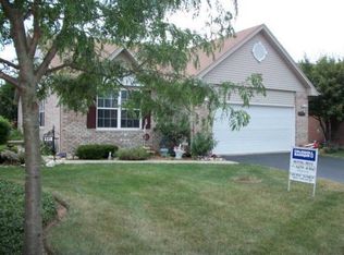 1112 Kylemore Ct, Joliet, IL 60431