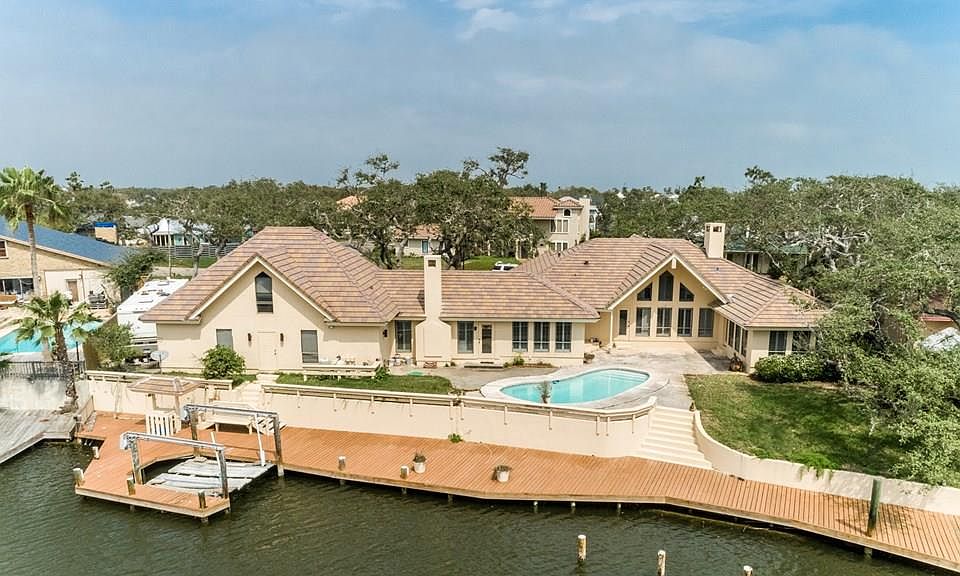 1st image of 2305 Harbor Dr
