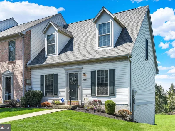 225 Saddle Ridge Dr, Harrisburg, PA 17110