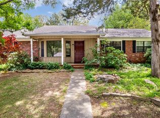2784 N Stagecoach Dr, Fayetteville, AR 72703