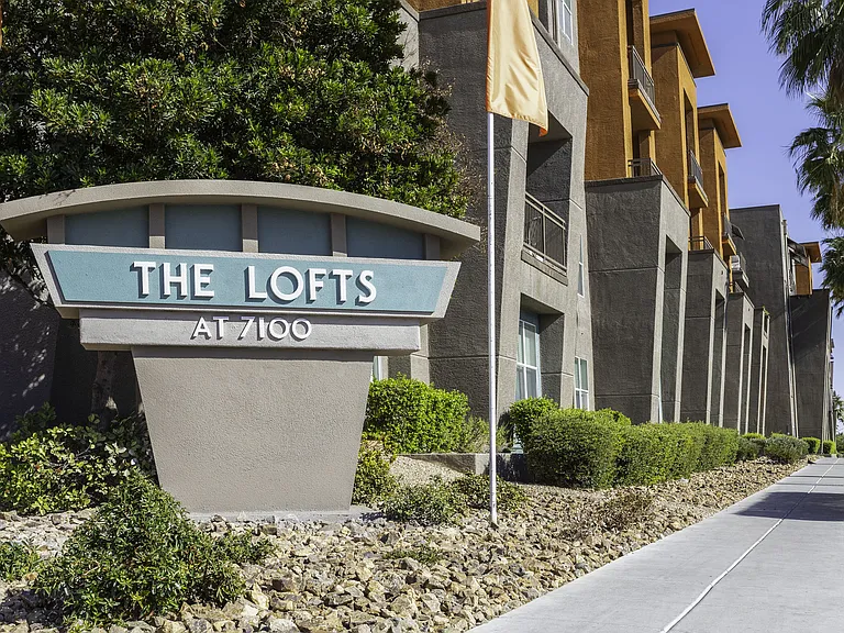 Lofts at 7100 — Photo 27