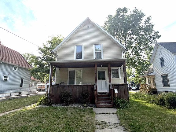 2nd image of 852 9th St