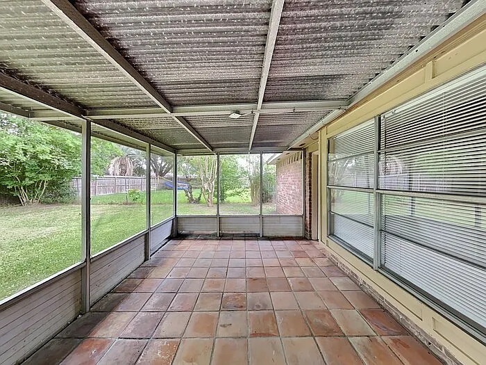 16627 Blackhawk Blvd — Photo 19
