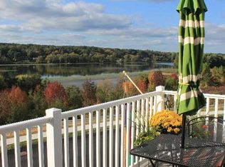 1001 Vineyard St, Cohoes, NY 12047