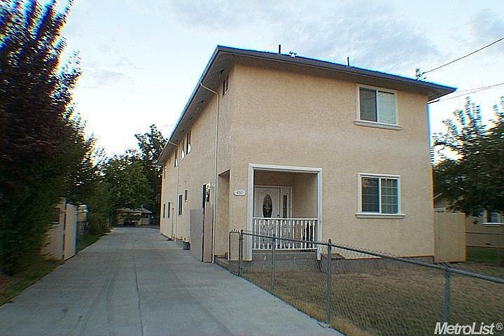 1st image of 443 Bowman Ave