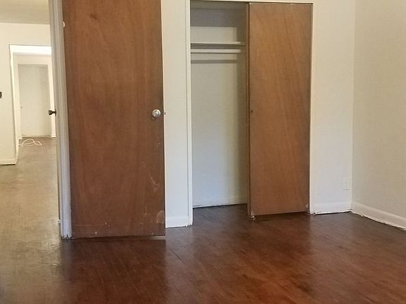 5th image of 961 E 84th St #1