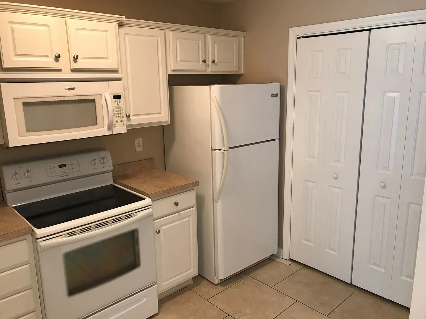 68-74 Gray Hawk Drive 4-Plex — Photo 3