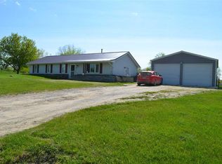9334 S Vandecar Rd, Shepherd, MI 48883