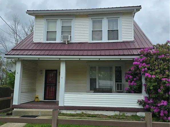 1221 Martin Ave, New Kensington, PA 15068