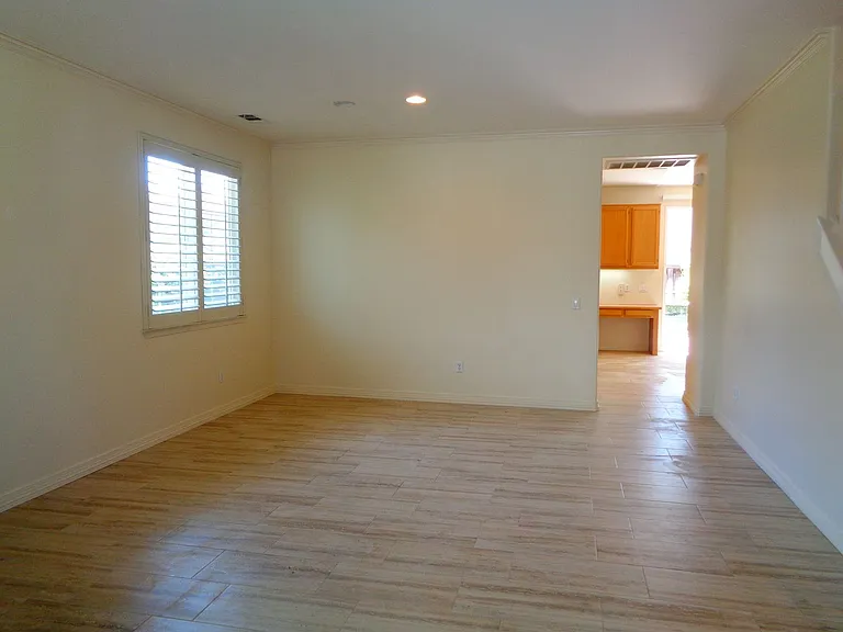 1551 N Poconos Cir — Photo 7