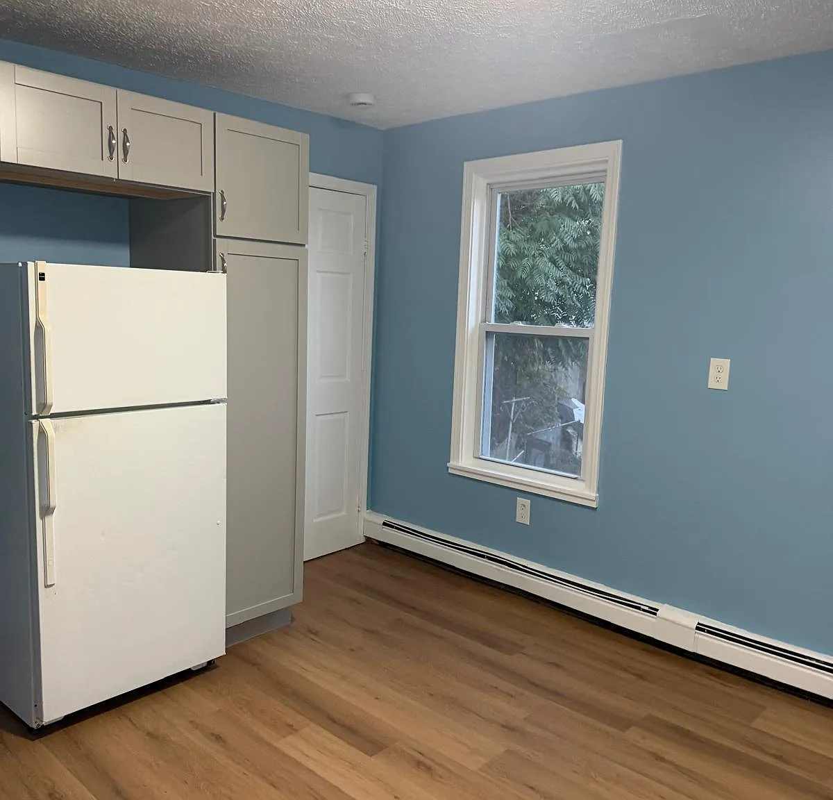 2 bed, 800 sqft, $2,299 — Photo 2