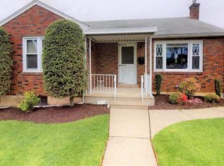 1308 Detweiler Ave, Hellertown, PA 18055