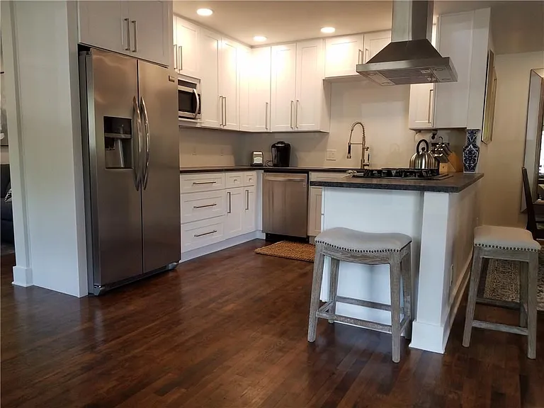 5405 Hudson St — Photo 11