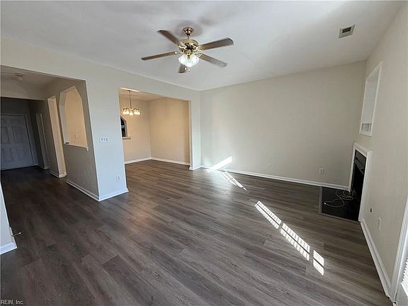 4th image of 9 Reef Ct