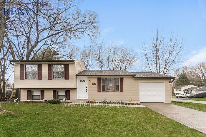 1st image of 6821 Littleton Dr